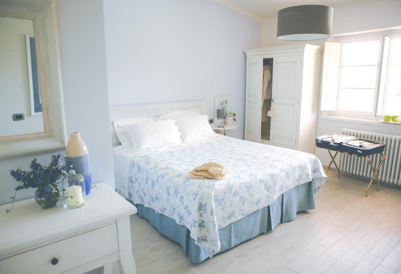 Bed and Breakfast Al Gattosaggio Монтекарло Экстерьер фото
